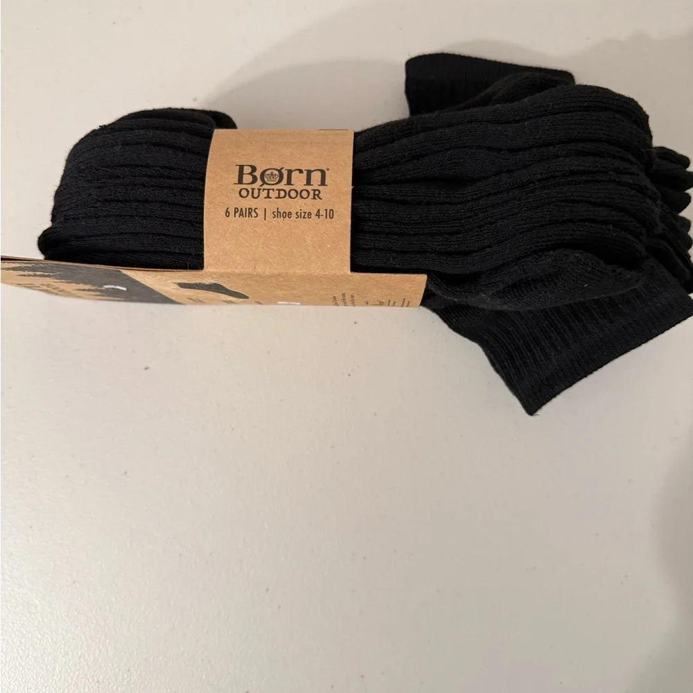 Born Outdoor Quarters Cushioned Black Socks
